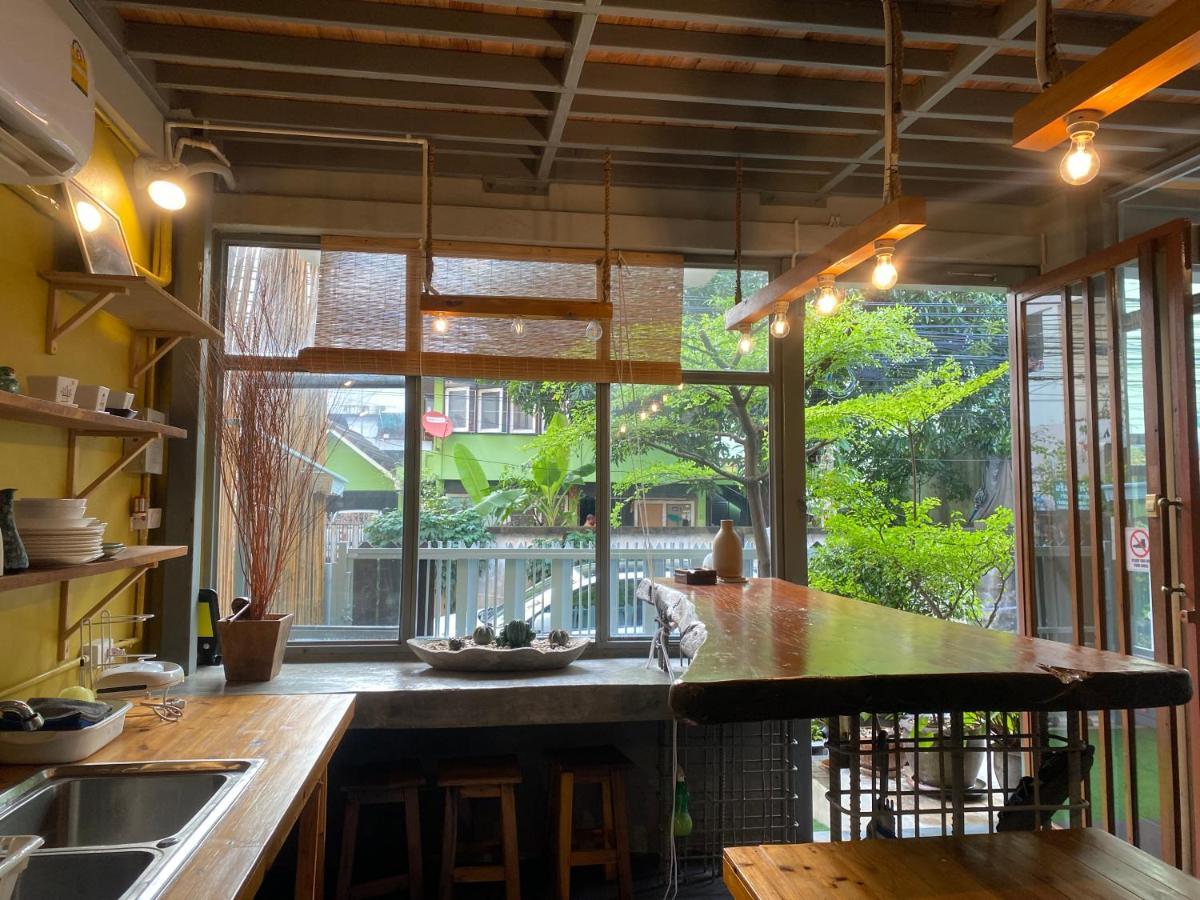 Nesuto Hostel Ramkamhaeng 52 Bangkok Extérieur photo