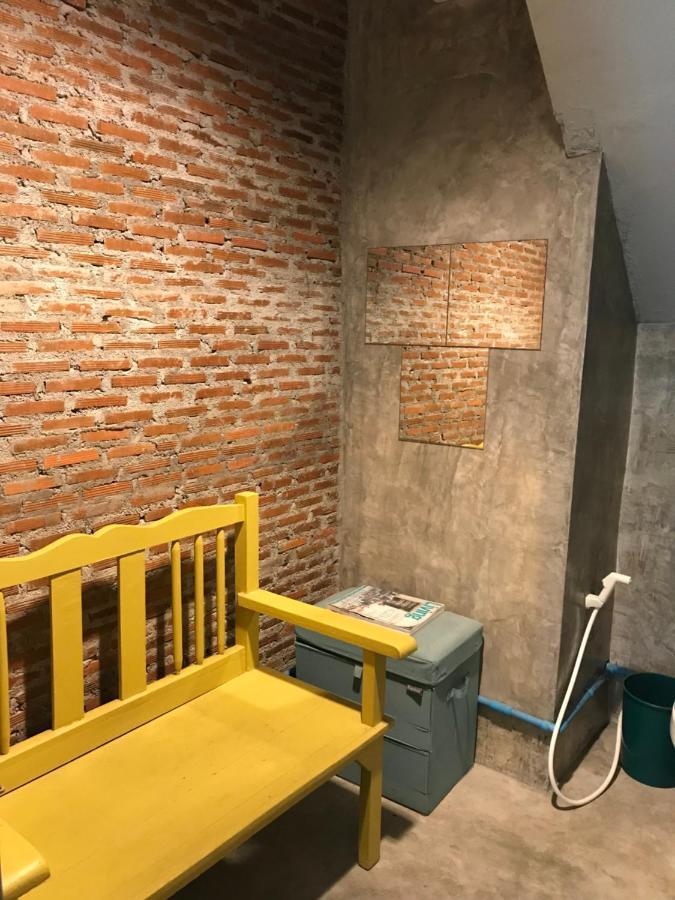 Nesuto Hostel Ramkamhaeng 52 Bangkok Extérieur photo