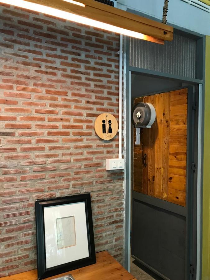Nesuto Hostel Ramkamhaeng 52 Bangkok Extérieur photo