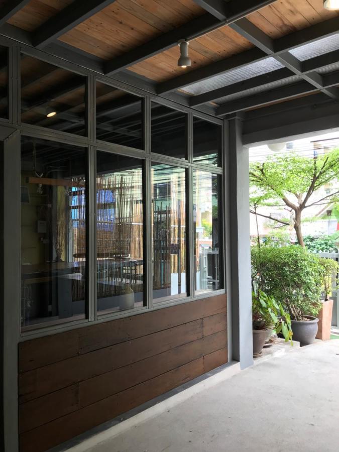 Nesuto Hostel Ramkamhaeng 52 Bangkok Extérieur photo