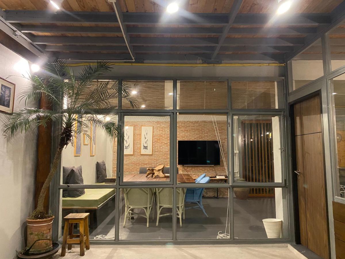 Nesuto Hostel Ramkamhaeng 52 Bangkok Extérieur photo